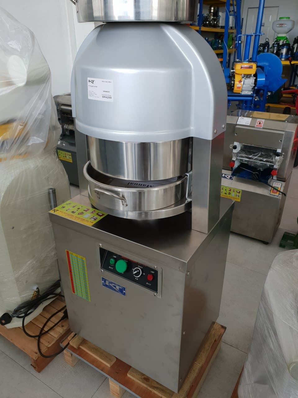 PROSES MEMBUAT ROTI KEDAI MESIN PROSES MAKANAN BUMIPUTERA PROSES MEMBUAT ROTI KEDAI MESIN PROSES MAKANAN BUMIPUTERA